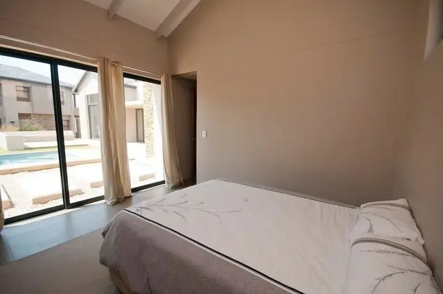 Deluxe Ev, 5 Yatak Odası