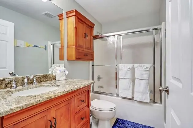 Ev (1506 SW 38th Street)