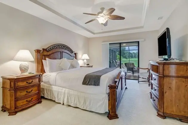Ev (1519 NW 31st  Ave)