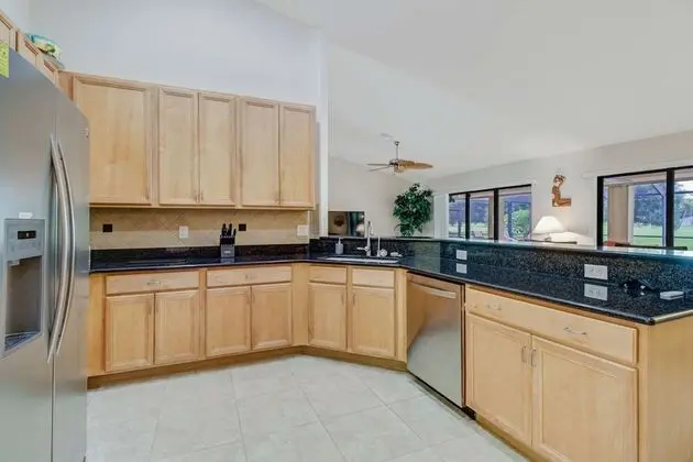 Ev (1519 NW 31st  Ave)