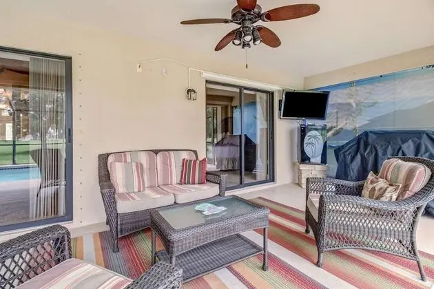 Ev (1519 NW 31st  Ave)