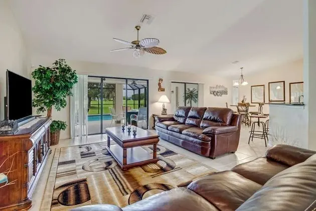 Ev (1519 NW 31st  Ave)