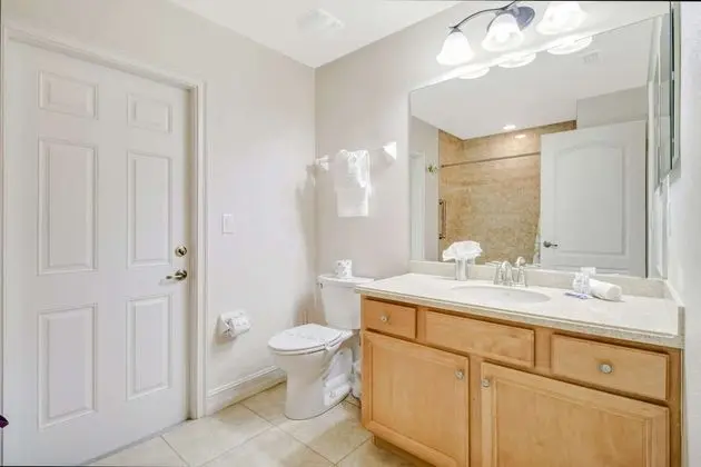 Ev (1519 NW 31st  Ave)