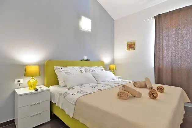 Standard Villa, 6 Yatak Odası (0352)