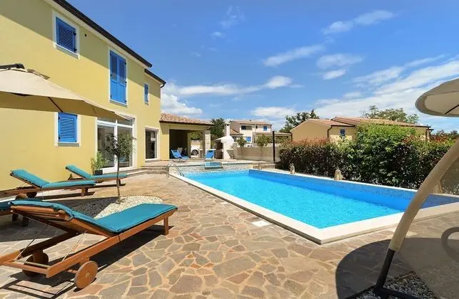 Standard Villa, 6 Yatak Odası (0352)