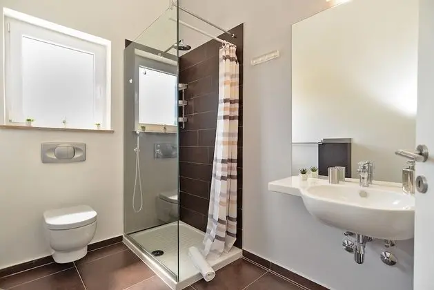 Standard Villa, 6 Yatak Odası (0352)