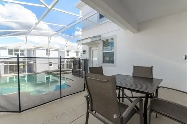 Villa (1569TL Ultimate 5 Bedroom 5 Bathroom)