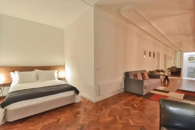 Deluxe Tek Büyük Yataklı Oda, Bahçe Manzaralı