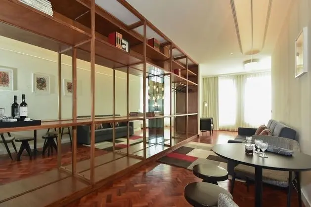 Deluxe Tek Büyük Yataklı Oda, Bahçe Manzaralı