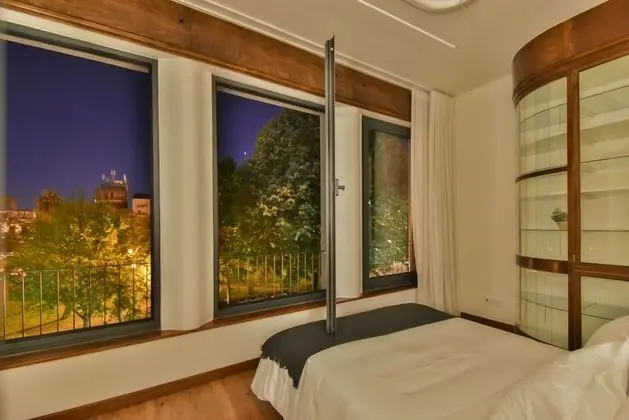 Tek Büyük Yataklı Oda, Bahçe Manzaralı