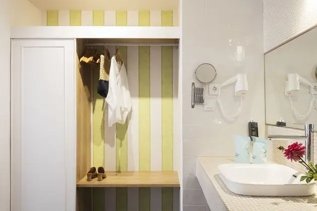 Superior Oda, Teras