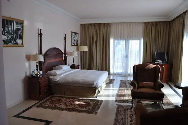 Exclusive Tek Büyük Yataklı Oda
