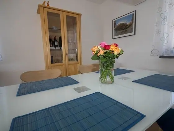 Comfort Daire, Bahçe Manzaralı