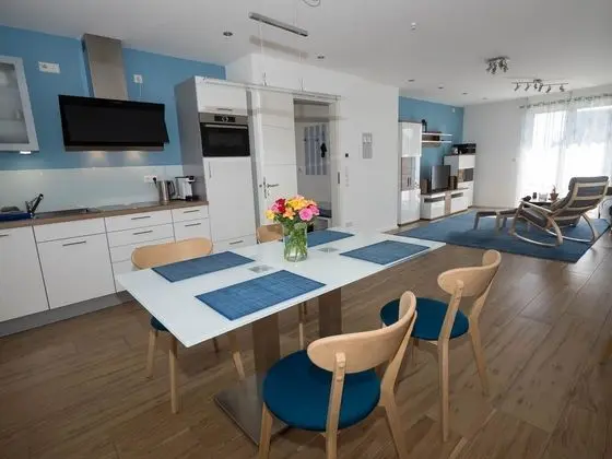 Comfort Daire, Bahçe Manzaralı