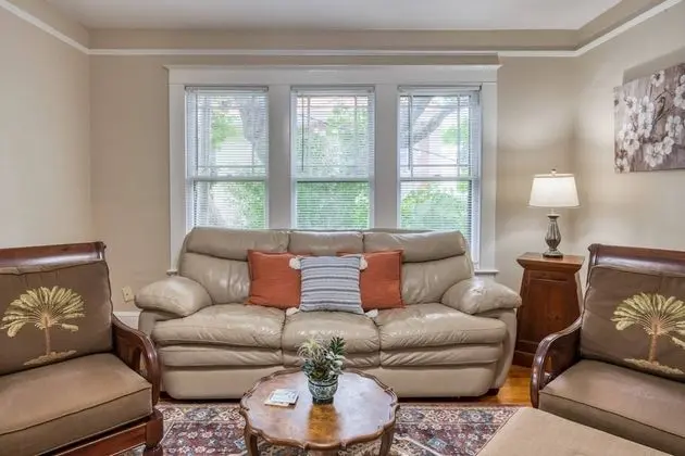 Apart Daire (16 Saragossa Street B)