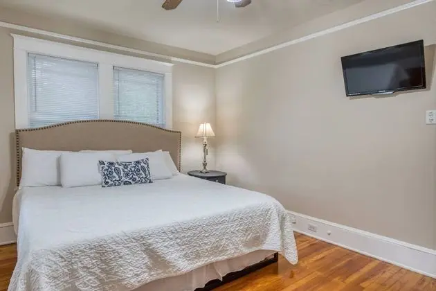 Apart Daire (16 Saragossa Street B)