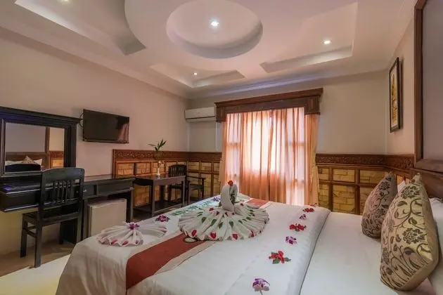 Deluxe Tek Büyük Yataklı Oda, Balkon