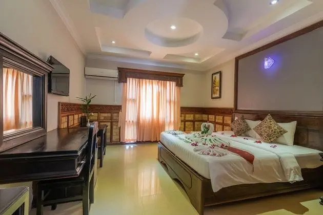 Deluxe Tek Büyük Yataklı Oda, Balkon