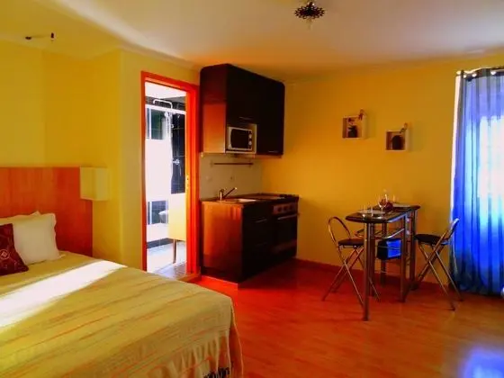 Stüdyo, Küçük Mutfak