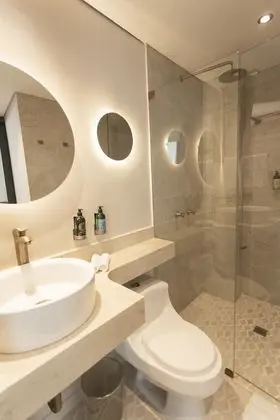 Comfort Tek Büyük Yataklı Oda