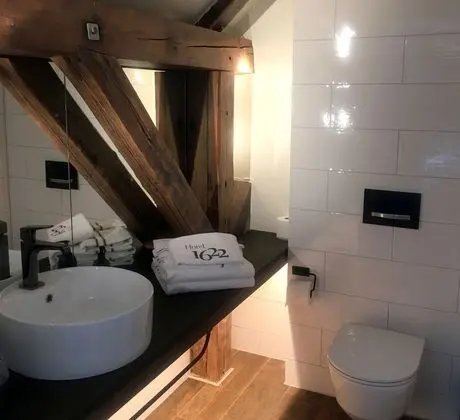 Classic Tek Büyük Yataklı Oda (Excluding Spa Access)