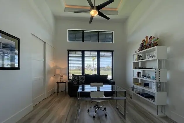 Ev (1625 NW 32nd Ct)