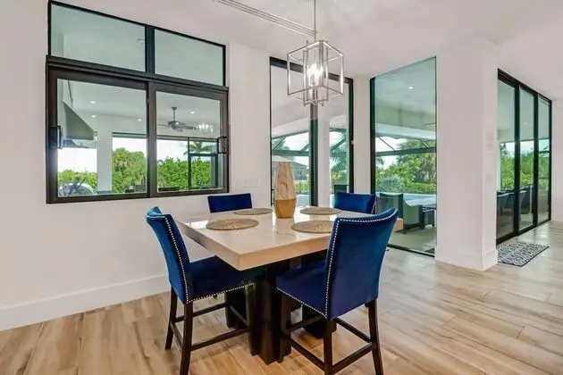 Ev (1625 NW 32nd Ct)