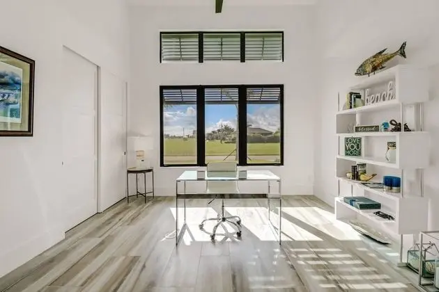 Ev (1625 NW 32nd Ct)