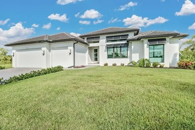 Ev (1625 NW 32nd Ct)
