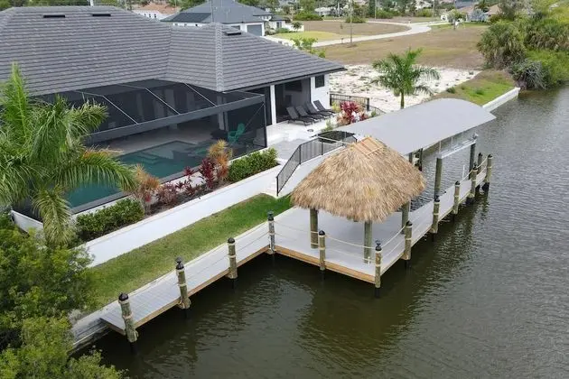 Ev (1625 NW 32nd Ct)
