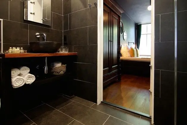 Luxury Süit (Vermeer)