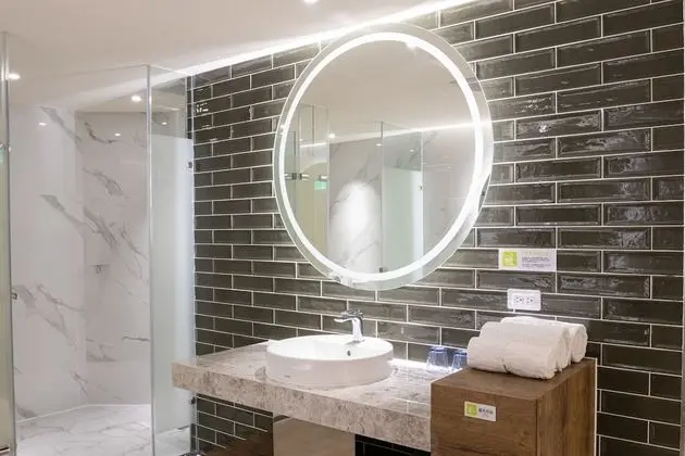 Exclusive Tek Büyük Yataklı Oda