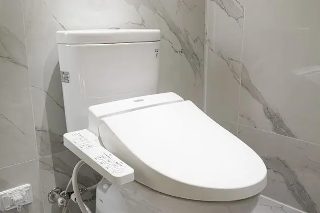Exclusive Tek Büyük Yataklı Oda