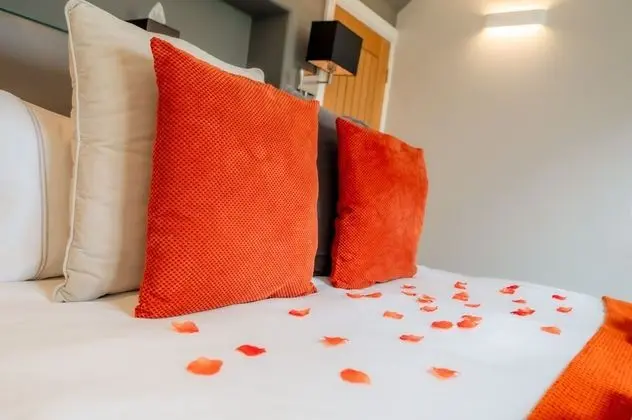 Luxury Süit, Banyolu/Duşlu ("Stone")