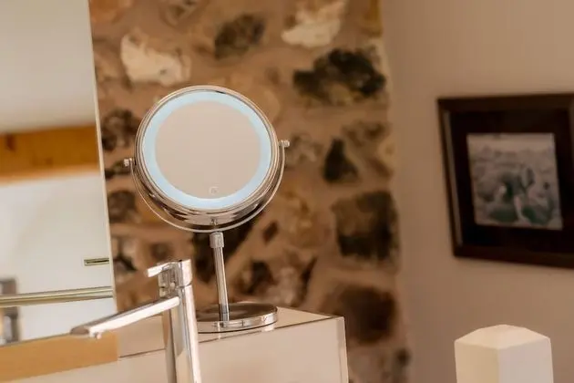 Luxury Süit, Banyolu/Duşlu ("Stone")