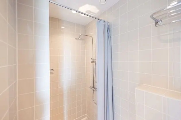 Tek Büyük Yataklı Oda (171. Modern Room)