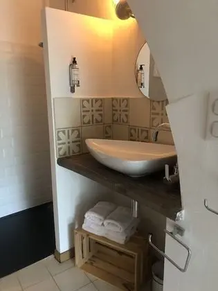 Exclusive Tek Büyük Yataklı Oda, Özel Banyo (L'Ortu)