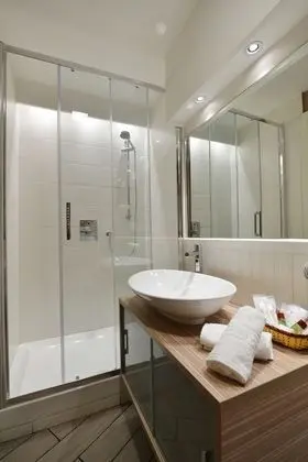 Dört Kişilik Oda, Balkon