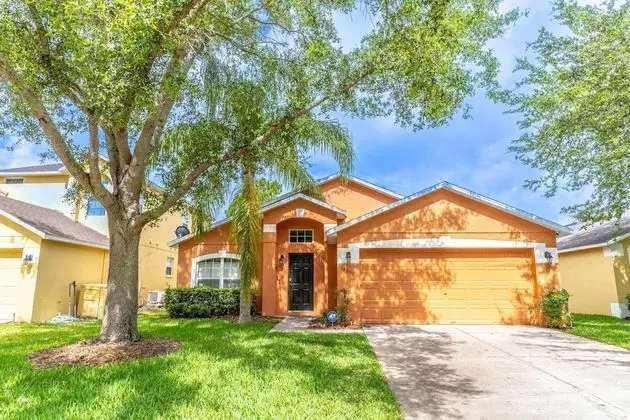 Ev (17637 Silver Creek)