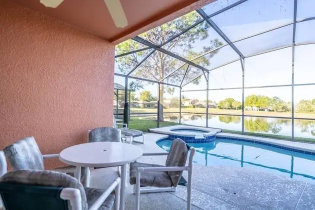 Ev (17637 Silver Creek)