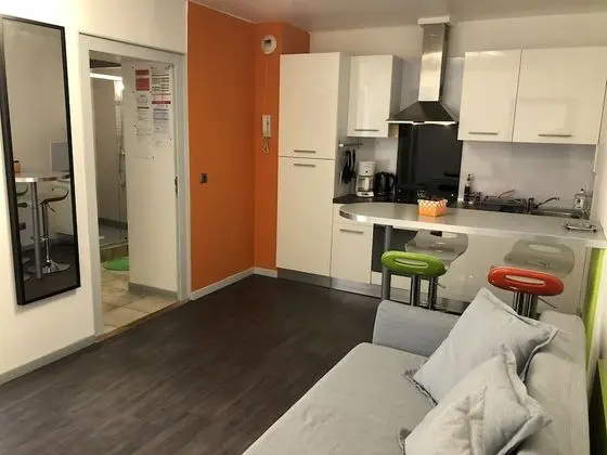 Apart Daire, Banyolu/Duşlu (Appartement N2)