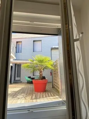 Apart Daire, Banyolu/Duşlu, Bahçe Manzaralı (Appartement N9)