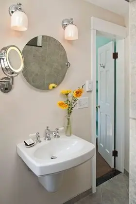 Oda, Özel Banyo (York Room)