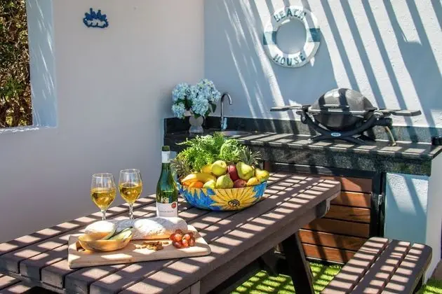 Luxury Apart Daire, 1 Büyük (Queen) Boy Yatak ve Çekyat, Okyanus Manzaralı, Plaj Kenarı