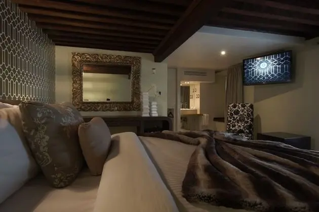 Deluxe Room Blanca