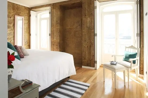 Tek Büyük veya İki Ayrı Yataklı Oda, Nehir Manzaralı