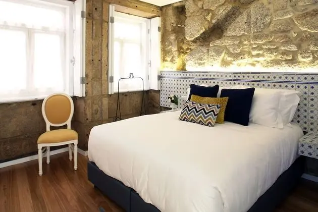 Tek Büyük veya İki Ayrı Yataklı Oda (Street View)