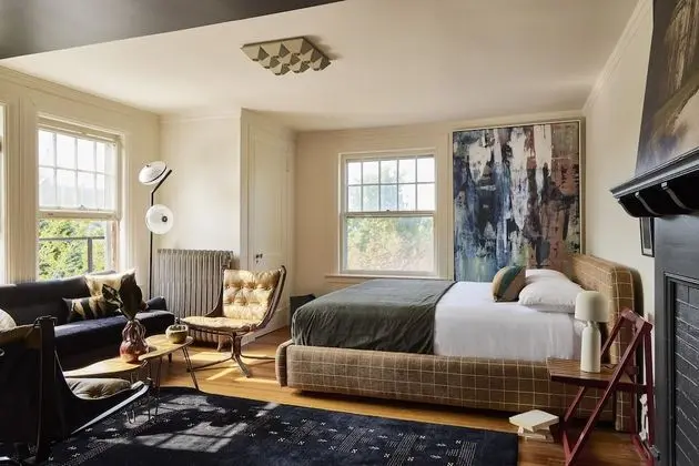 Deluxe Oda (Dorothy Parker Room)