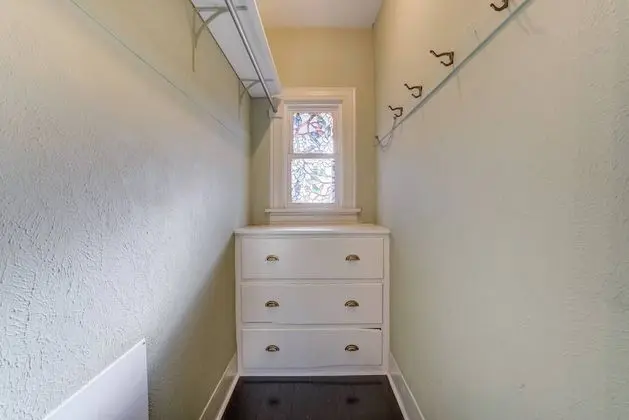 Ev (2 Bedrooms)