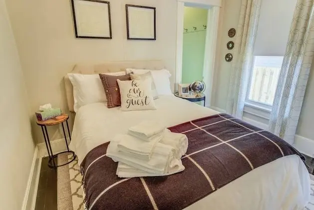 Ev (2 Bedrooms)